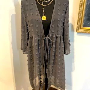 Maurice's sheer dot tie front kimono size XS